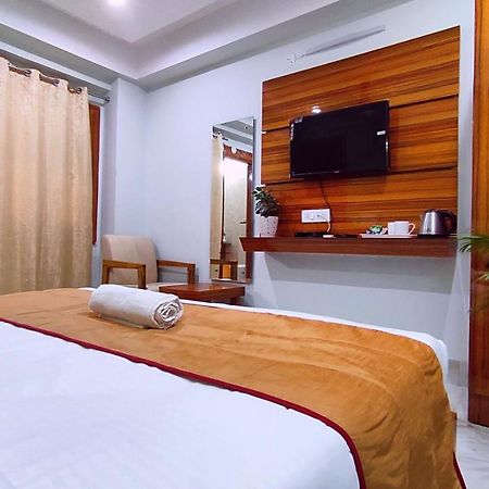 Spring Sky Haridwar By Shrigo Hotels Exteriér fotografie